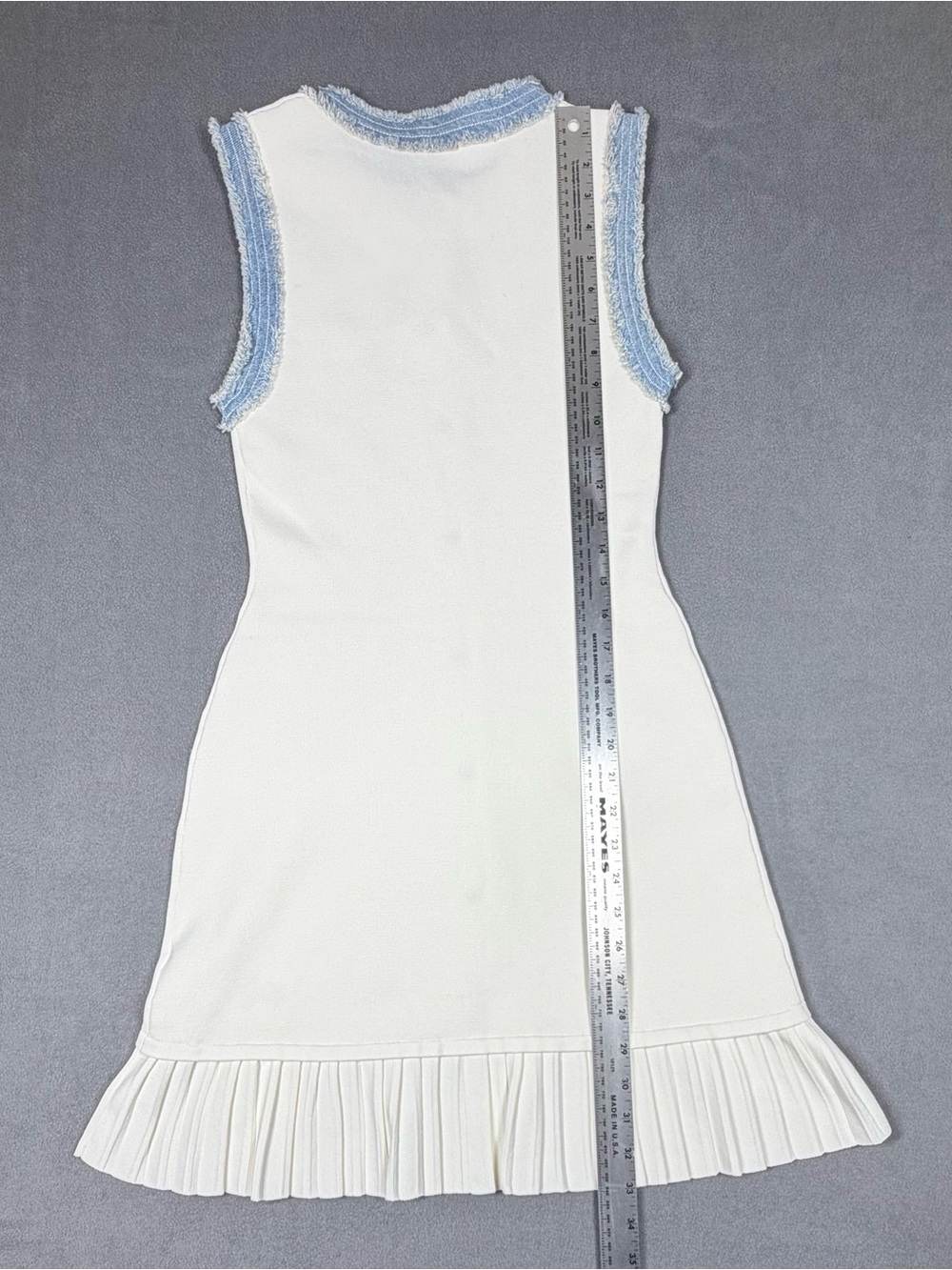 Sandro White Sleeveless Knit Dress with Light Blue Denim Trim - Picture 6 of 16